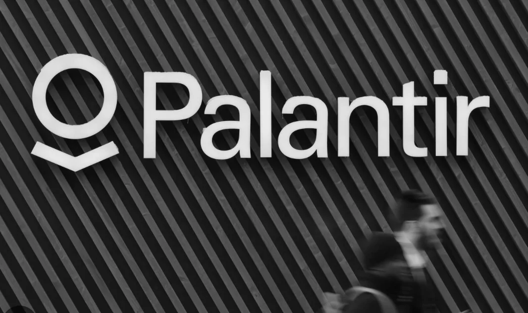 Palantir 2025-10-23 at 15.01.21